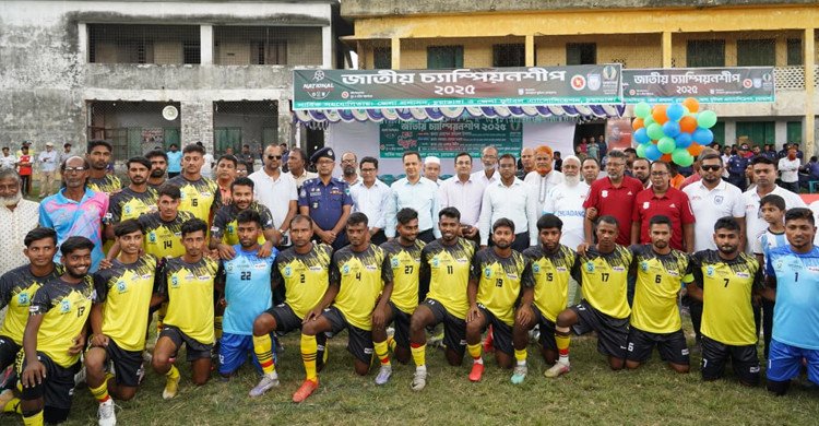 চুয়াডাঙ্গায় জাতীয় চ্যাম্পিয়নশীপ ফুটবল টুর্নামেন্টের উদ্বোধন